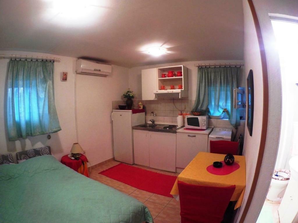Mini Studio Apartamento Split Exterior foto
