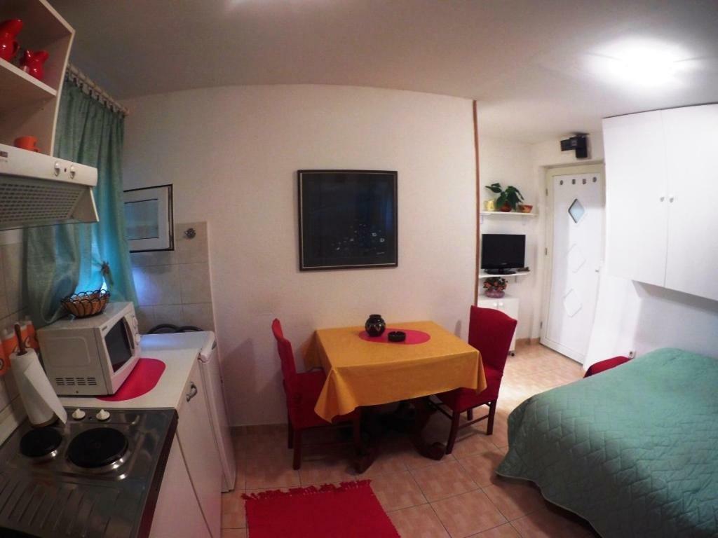Mini Studio Apartamento Split Exterior foto